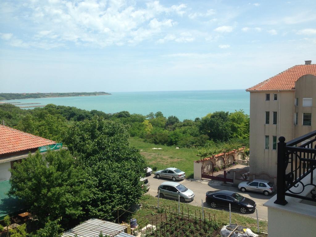 Apartment Morskoi Gnom بورغاس المظهر الخارجي الصورة